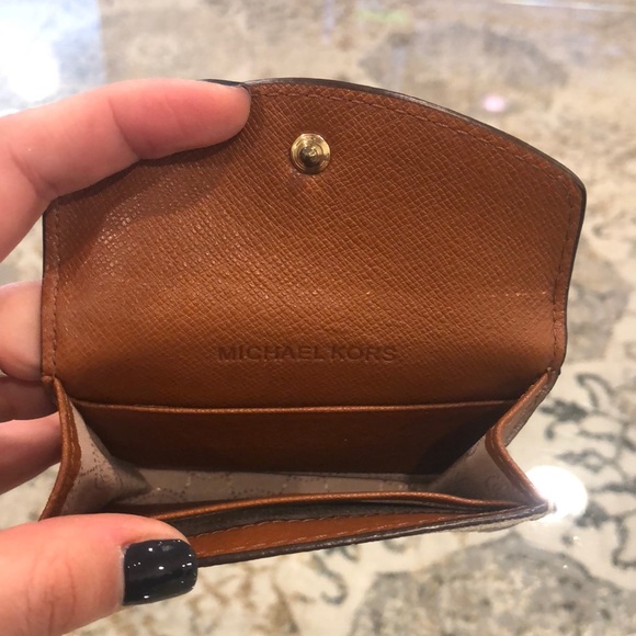 Michael Kors card holder/wallet - Picture 3 of 3